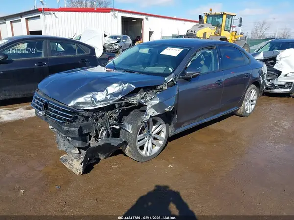 1VWLA7A36KC014480 2019 VOLKSWAGEN PASSAT - Image 2