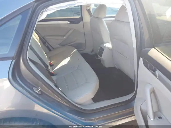 1VWLA7A36KC014480 2019 VOLKSWAGEN PASSAT - Image 8