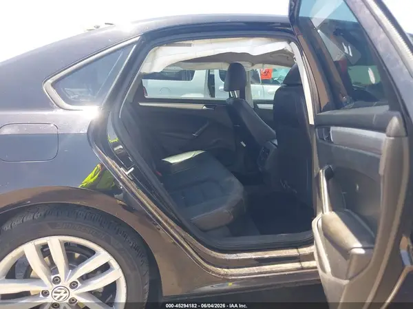 1VWLA7A37KC000541 2019 VOLKSWAGEN PASSAT - Image 8