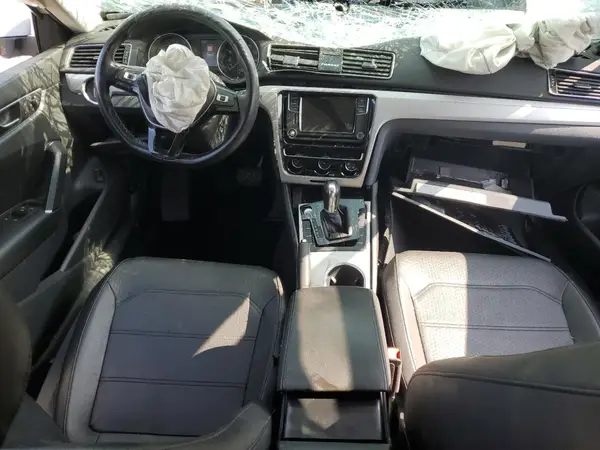 1VWLA7A37KC003584 2019 VOLKSWAGEN PASSAT - Image 8
