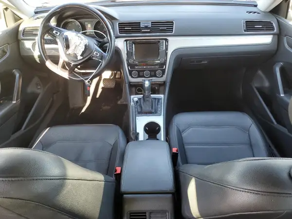 1VWLA7A37KC003598 2019 VOLKSWAGEN PASSAT - Image 8