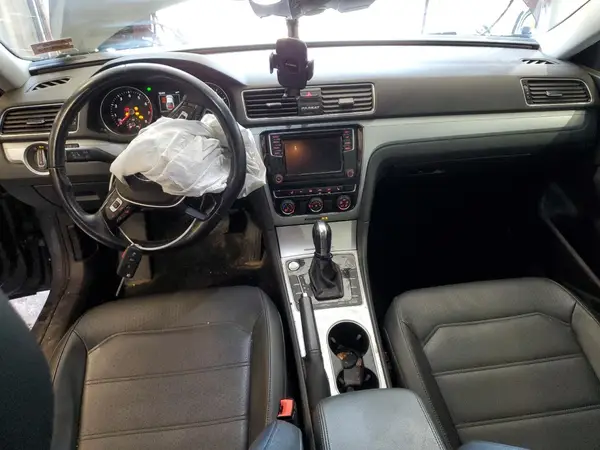 1VWLA7A37KC003794 2019 VOLKSWAGEN PASSAT - Image 8