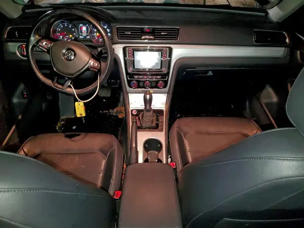 1VWLA7A37KC004394 2019 VOLKSWAGEN PASSAT - Image 8