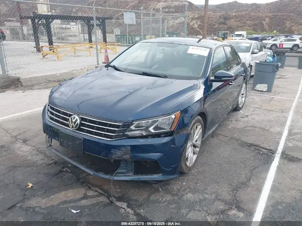1VWLA7A37KC006209 2019 VOLKSWAGEN PASSAT - Image 2