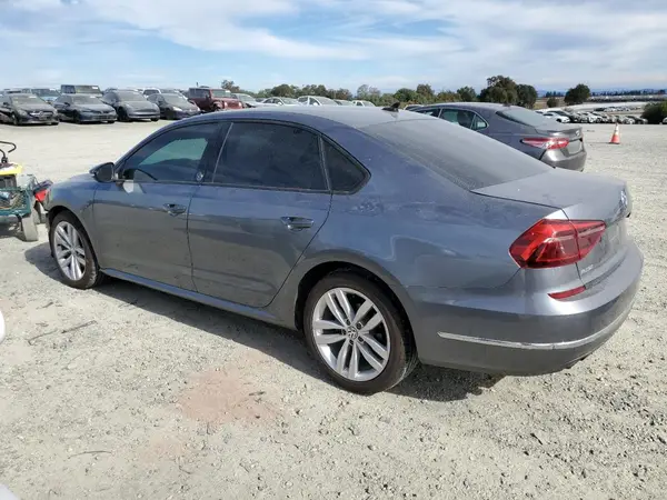 1VWLA7A37KC007604 2019 VOLKSWAGEN PASSAT - Image 2
