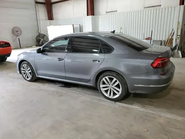 1VWLA7A37KC009711 2019 VOLKSWAGEN PASSAT - Image 2