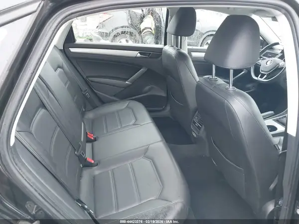 1VWLA7A37KC011345 2019 VOLKSWAGEN PASSAT - Image 8