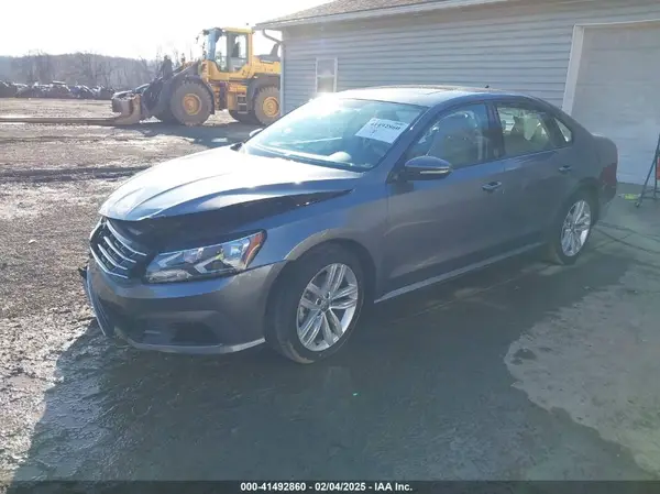 1VWLA7A37KC012561 2019 VOLKSWAGEN PASSAT - Image 2