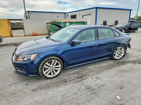 1VWLA7A37KC013001 2019 VOLKSWAGEN PASSAT - Image 1