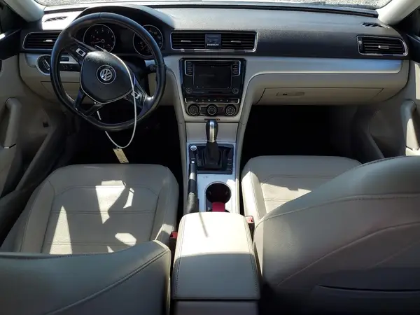 1VWLA7A37KC013242 2019 VOLKSWAGEN PASSAT - Image 8