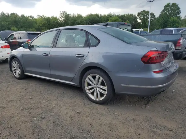 1VWLA7A37KC013452 2019 VOLKSWAGEN PASSAT - Image 2