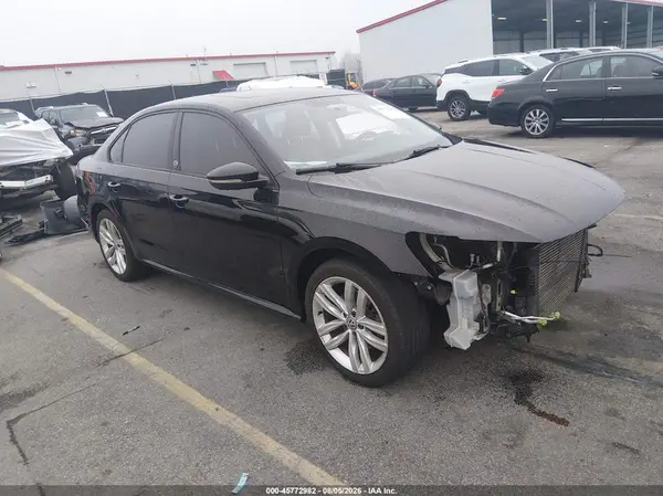 1VWLA7A37KC014407 2019 VOLKSWAGEN PASSAT - Image 1