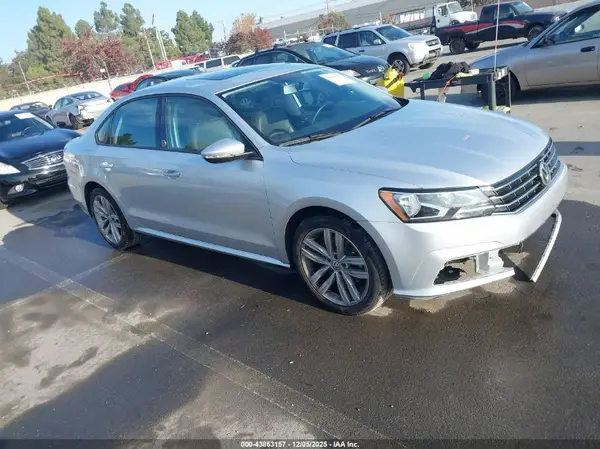 1VWLA7A38KC001309 2019 VOLKSWAGEN PASSAT - Image 1