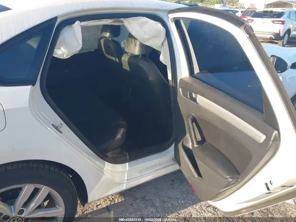1VWLA7A38KC001441 2019 VOLKSWAGEN PASSAT - Image 8