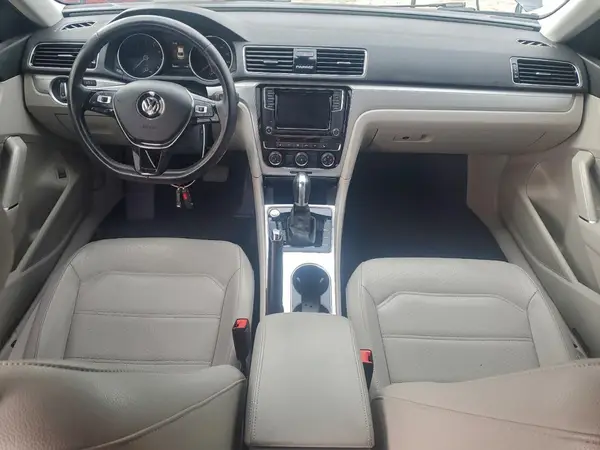 1VWLA7A38KC001827 2019 VOLKSWAGEN PASSAT - Image 8