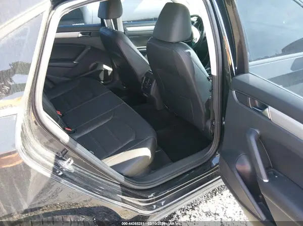1VWLA7A38KC004355 2019 VOLKSWAGEN PASSAT - Image 8