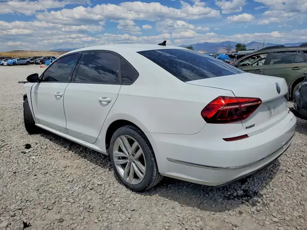 1VWLA7A38KC004968 2019 VOLKSWAGEN PASSAT - Image 2