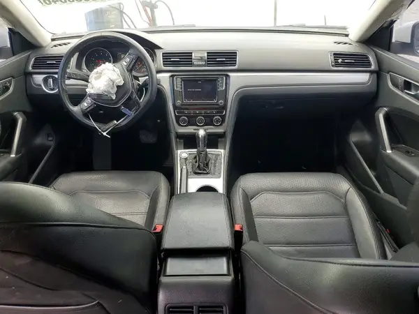 1VWLA7A38KC004968 2019 VOLKSWAGEN PASSAT - Image 8