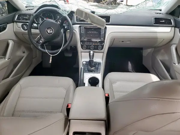 1VWLA7A38KC006297 2019 VOLKSWAGEN PASSAT - Image 8