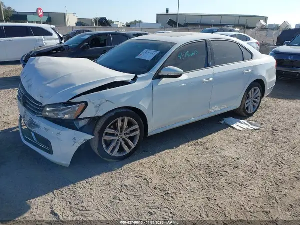 1VWLA7A38KC006574 2019 VOLKSWAGEN PASSAT - Image 2