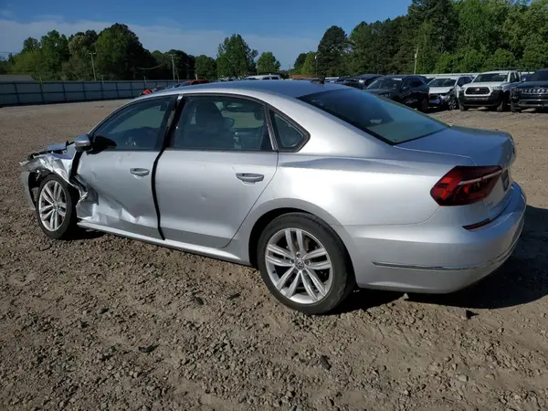 1VWLA7A38KC009068 2019 VOLKSWAGEN PASSAT - Image 2