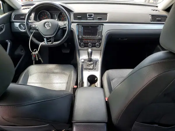1VWLA7A38KC009085 2019 VOLKSWAGEN PASSAT - Image 8