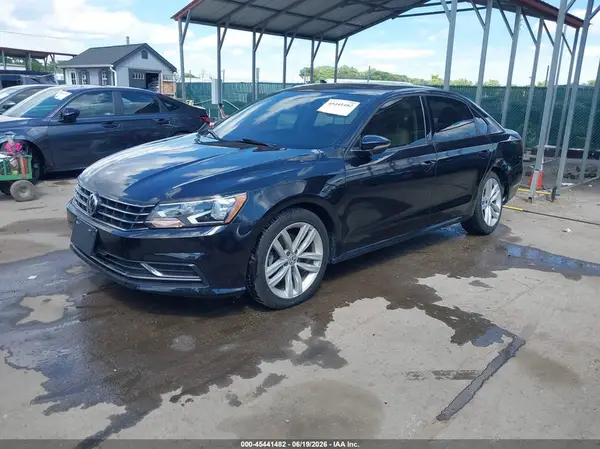 1VWLA7A38KC010110 2019 VOLKSWAGEN PASSAT - Image 2