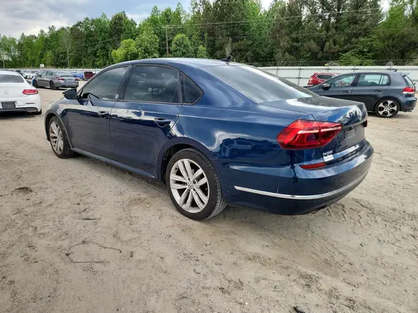 1VWLA7A38KC011645 2019 VOLKSWAGEN PASSAT - Image 2