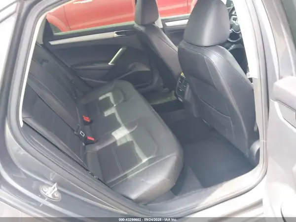1VWLA7A38KC014156 2019 VOLKSWAGEN PASSAT - Image 8