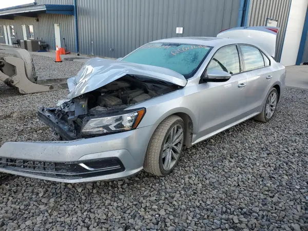 1VWLA7A39KC001884 2019 VOLKSWAGEN PASSAT - Image 1