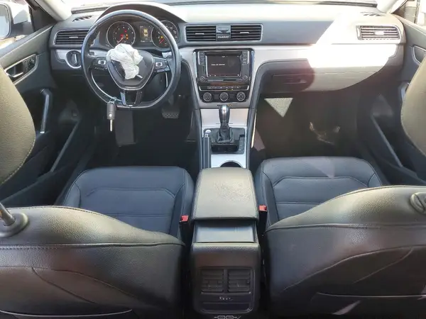 1VWLA7A39KC004817 2019 VOLKSWAGEN PASSAT - Image 8