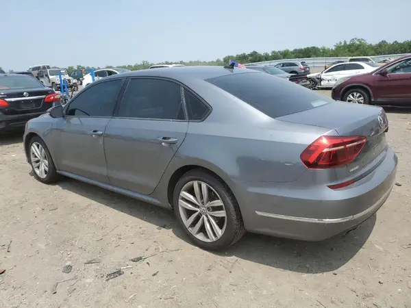 1VWLA7A39KC008821 2019 VOLKSWAGEN PASSAT - Image 2