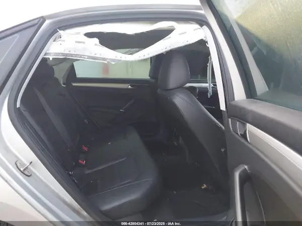 1VWLA7A39KC012464 2019 VOLKSWAGEN PASSAT - Image 8