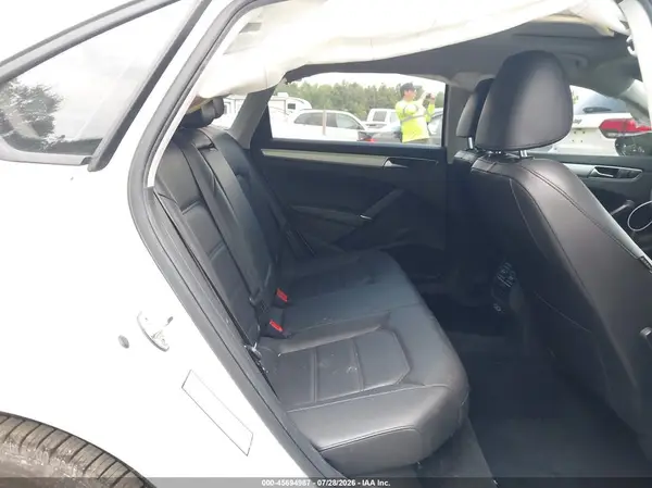 1VWLA7A39KC012688 2019 VOLKSWAGEN PASSAT - Image 8