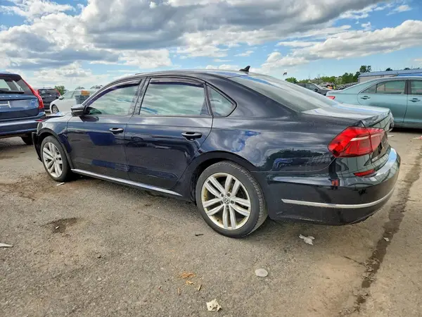 1VWLA7A39KC014604 2019 VOLKSWAGEN PASSAT - Image 2