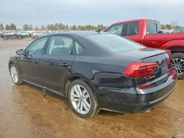 1VWLA7A3XKC002090 2019 VOLKSWAGEN PASSAT - Image 2