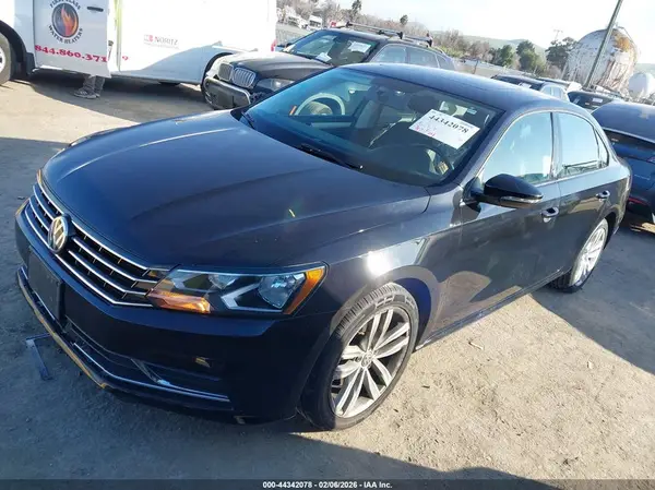 1VWLA7A3XKC002641 2019 VOLKSWAGEN PASSAT - Image 2