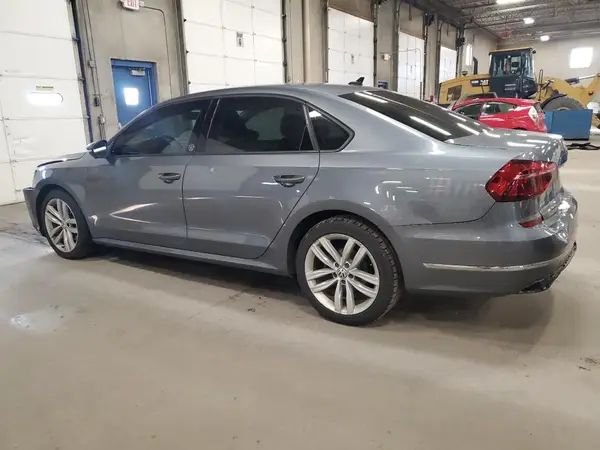 1VWLA7A3XKC003076 2019 VOLKSWAGEN PASSAT - Image 2