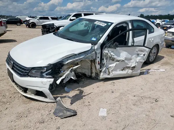 1VWLA7A3XKC003272 2019 VOLKSWAGEN PASSAT - Image 1