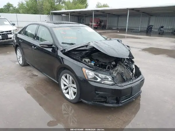 1VWLA7A3XKC005667 2019 VOLKSWAGEN PASSAT - Image 1