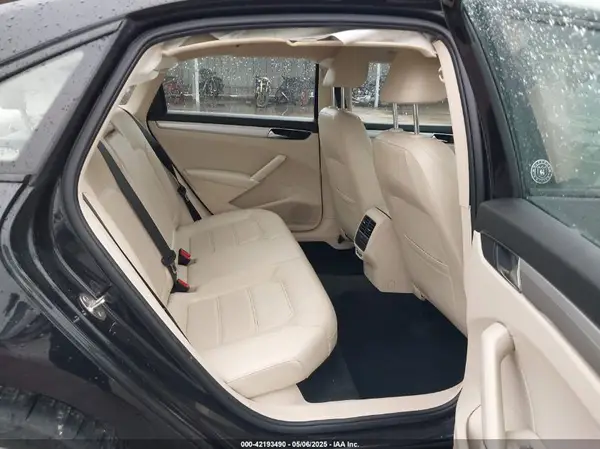1VWLA7A3XKC005667 2019 VOLKSWAGEN PASSAT - Image 8