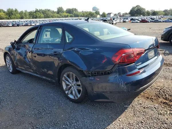 1VWLA7A3XKC006012 2019 VOLKSWAGEN PASSAT - Image 2