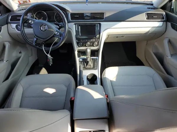 1VWLA7A3XKC006012 2019 VOLKSWAGEN PASSAT - Image 8