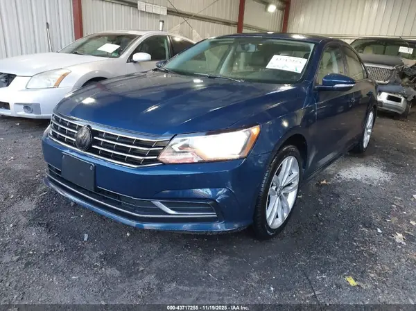 1VWLA7A3XKC006463 2019 VOLKSWAGEN PASSAT - Image 2