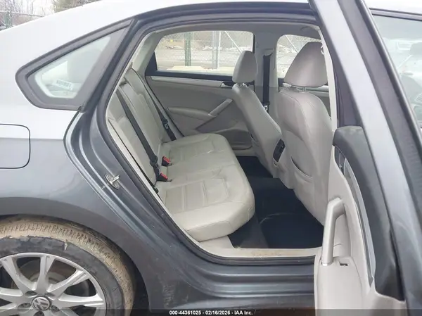 1VWLA7A3XKC007113 2019 VOLKSWAGEN PASSAT - Image 8