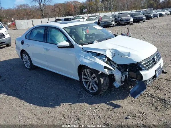 1VWLA7A3XKC007418 2019 VOLKSWAGEN PASSAT - Image 1