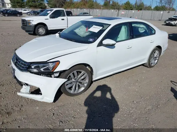 1VWLA7A3XKC007418 2019 VOLKSWAGEN PASSAT - Image 2
