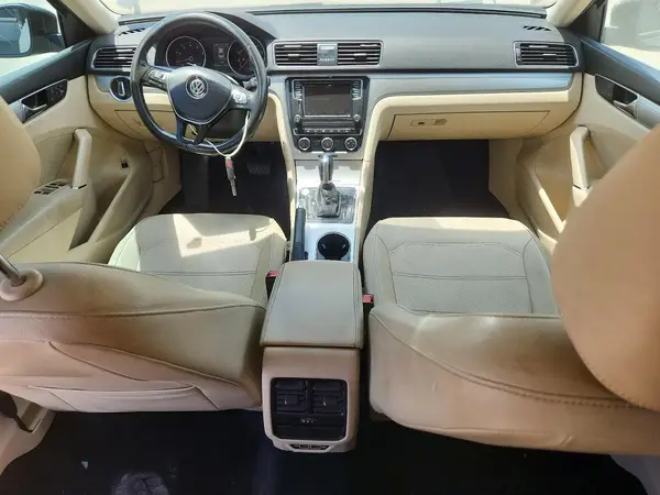1VWLA7A3XKC009735 2019 VOLKSWAGEN PASSAT - Image 8