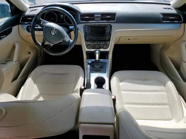 1VWLA7A3XKC009900 2019 VOLKSWAGEN PASSAT - Image 8
