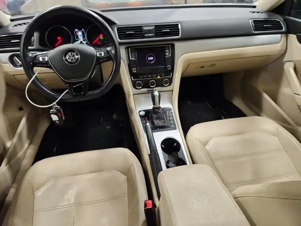 1VWLA7A3XKC009945 2019 VOLKSWAGEN PASSAT - Image 8